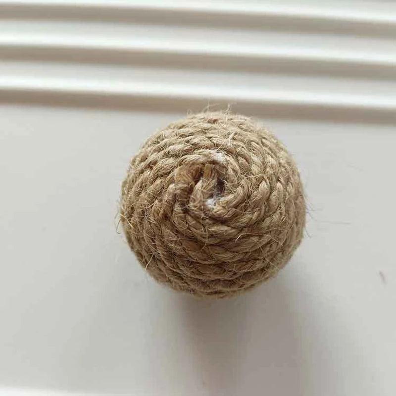 Bolinhas de brinquedo de sisal para gatos - 5 peças